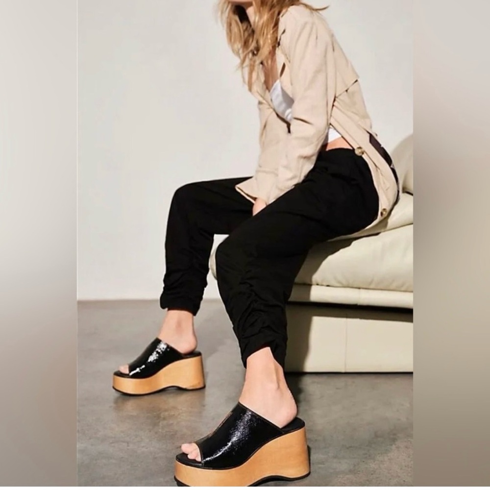 Free People Glossy Black and Tan Platform Mules